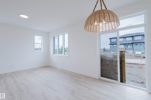 2120 Crossbill Lane, Edmonton, AB - Indoor Photo Showing Other Room