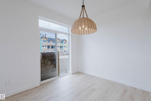 2120 Crossbill Lane, Edmonton, AB - Indoor Photo Showing Other Room