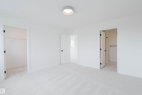 2120 Crossbill Lane, Edmonton, AB - Indoor Photo Showing Other Room