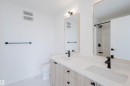 2120 Crossbill Lane, Edmonton, AB  - Indoor Photo Showing Bathroom 