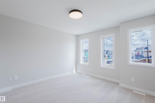 2122 Crossbill Lane, Edmonton, AB - Indoor Photo Showing Other Room