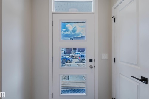 2122 Crossbill Lane, Edmonton, AB - Indoor Photo Showing Other Room