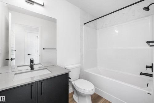 1166 South Creek Wynd, Stony Plain, AB - Indoor Photo Showing Bathroom