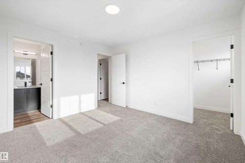 1166 South Creek Wynd, Stony Plain, AB - Indoor