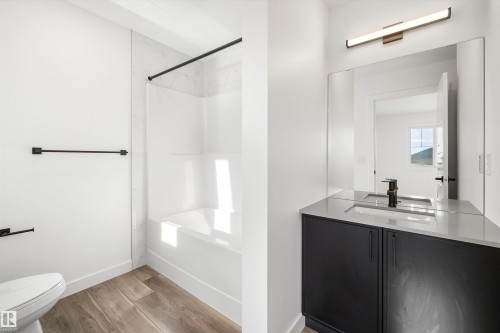 1166 South Creek Wynd, Stony Plain, AB - Indoor Photo Showing Bathroom