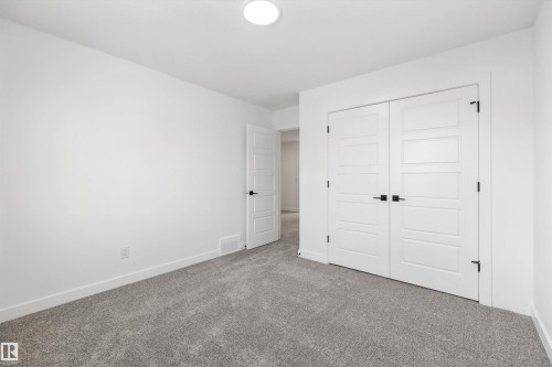 1166 South Creek Wynd, Stony Plain, AB - Indoor Photo Showing Other Room