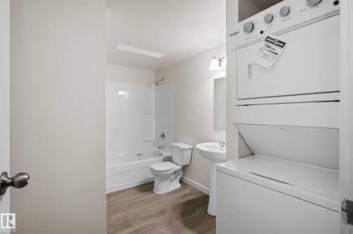 202 10024 Jasper Avenue, Edmonton, AB - Indoor Photo Showing Other Room