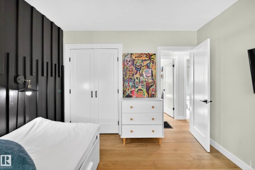 10507 69 Avenue, Edmonton, AB - Indoor Photo Showing Bedroom
