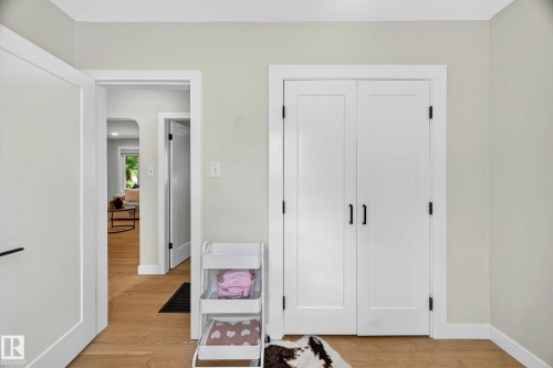 10507 69 Avenue, Edmonton, AB - Indoor Photo Showing Other Room