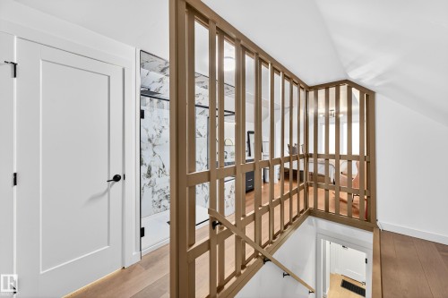 10507 69 Avenue, Edmonton, AB - Indoor Photo Showing Other Room