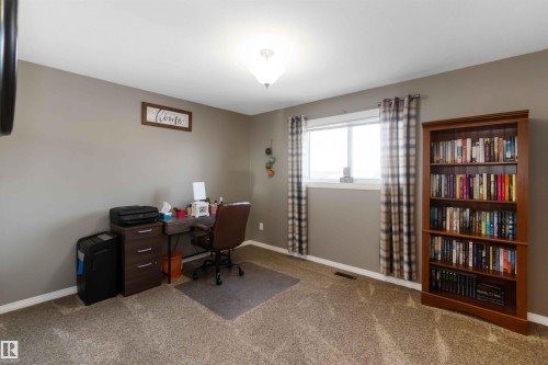 5133 54 Avenue, Redwater, AB - Indoor Photo Showing Office