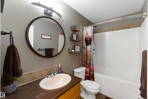 5133 54 Avenue, Redwater, AB - Indoor Photo Showing Bathroom