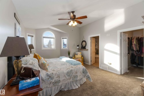 5133 54 Avenue, Redwater, AB - Indoor Photo Showing Bedroom