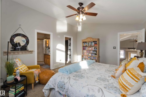 5133 54 Avenue, Redwater, AB - Indoor Photo Showing Bedroom