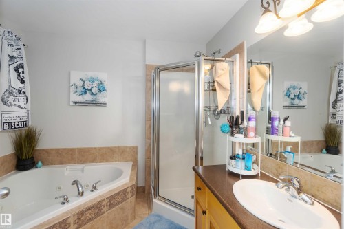 5133 54 Avenue, Redwater, AB - Indoor Photo Showing Bathroom