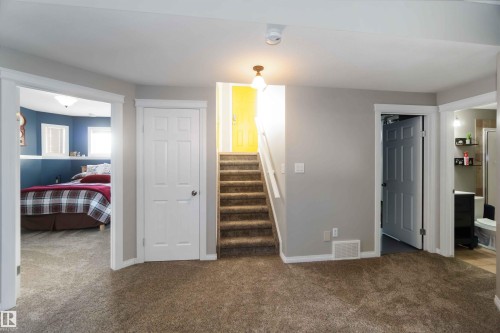 5133 54 Avenue, Redwater, AB - Indoor Photo Showing Bedroom