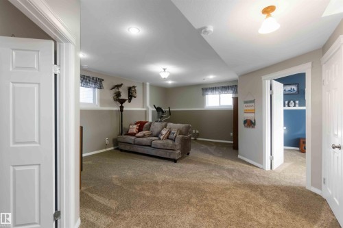 5133 54 Avenue, Redwater, AB - Indoor