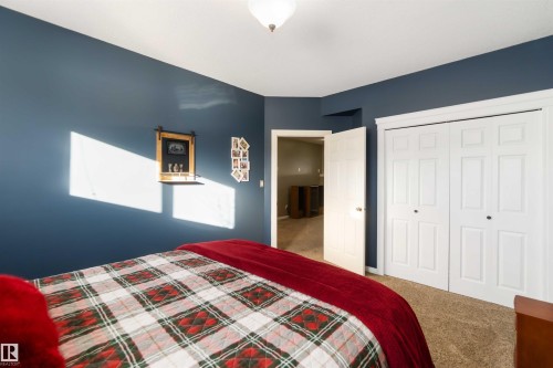 5133 54 Avenue, Redwater, AB - Indoor Photo Showing Bedroom