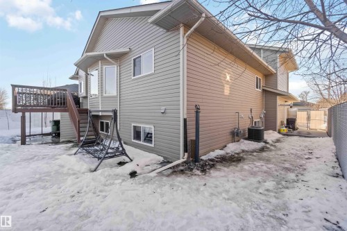 5133 54 Avenue, Redwater, AB - Outdoor With Exterior