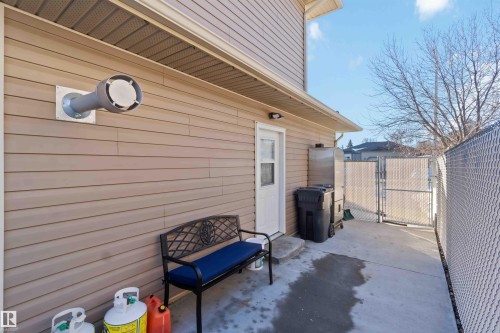 5133 54 Avenue, Redwater, AB - Outdoor With Exterior