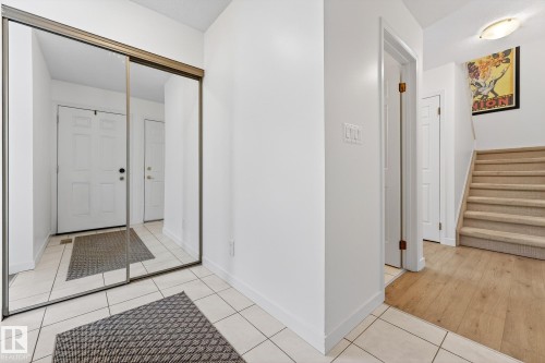 10523 17 Avenue Nw, Edmonton, AB - Indoor Photo Showing Other Room