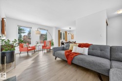 10523 17 Avenue NW  Edmonton, AB T6J 5C2