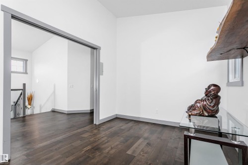 7703 Getty Wynd, Edmonton, AB - Indoor Photo Showing Other Room