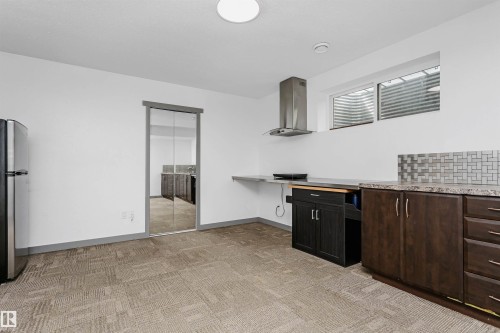 7703 Getty Wynd, Edmonton, AB - Indoor Photo Showing Other Room