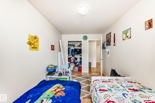 38-150 Edwards Drive Sw, Edmonton, AB - Indoor Photo Showing Bedroom