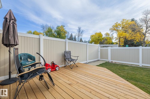 Deck with a fenced backyard - 11 Grandview Ridge, St. Albert, AB - Outdoor With Deck Patio Veranda