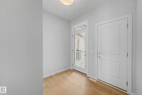 5433 Hawthorn Run, Edmonton, AB - Indoor Photo Showing Other Room