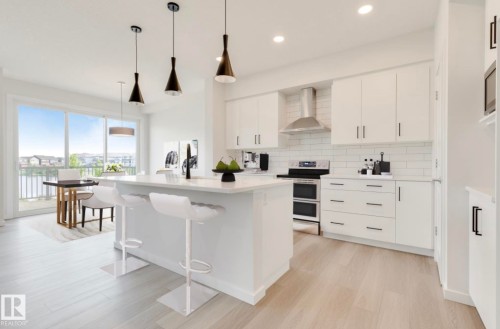 *** PHOTOS OF SIMILAR GABRIEL MODEL FOR ILLUSTRATION ONLY*** FIXTURES/FINISHINGS WILL VARY** - 5433 Hawthorn Run, Edmonton, AB - Indoor Photo Showing Kitchen With Upgraded Kitchen