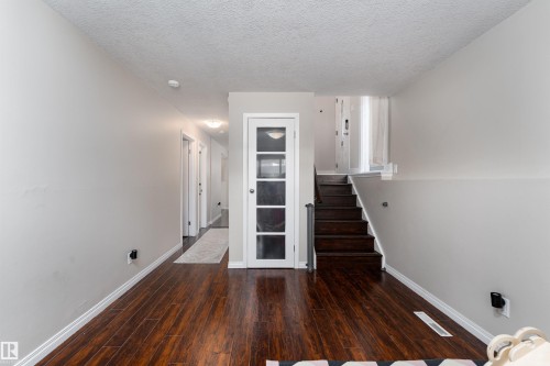 73 Grosvenor Boulevard, St. Albert, AB - Indoor Photo Showing Other Room