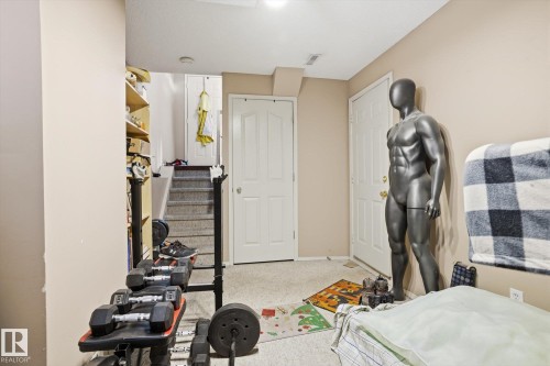 9771 176 Street, Edmonton, AB - Indoor