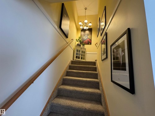 Kitchen view as you enter from Living room - 208 178 Bridgeport Boulevard, Leduc, AB - Indoor