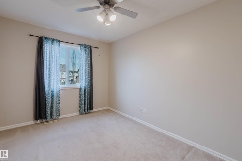 1124 37A Avenue, Edmonton, AB - Indoor Photo Showing Other Room