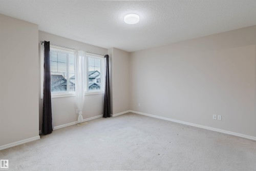 1124 37A Avenue, Edmonton, AB - Indoor Photo Showing Other Room