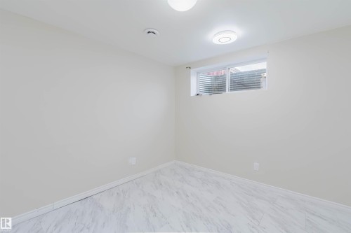 1124 37A Avenue, Edmonton, AB - Indoor Photo Showing Other Room