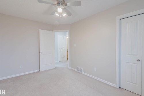 1124 37A Avenue, Edmonton, AB - Indoor Photo Showing Other Room