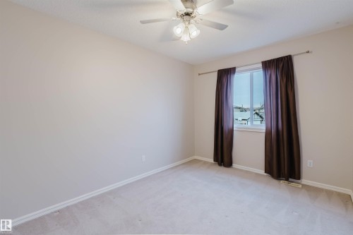 1124 37A Avenue, Edmonton, AB - Indoor Photo Showing Other Room