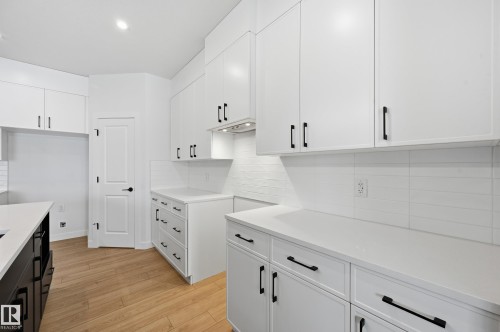 15 Gable Common, Spruce Grove, AB - Indoor Photo Showing Other Room