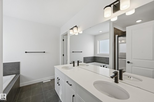 15 Gable Common, Spruce Grove, AB - Indoor Photo Showing Bathroom