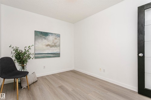 307 10311 111 Street, Edmonton, AB 