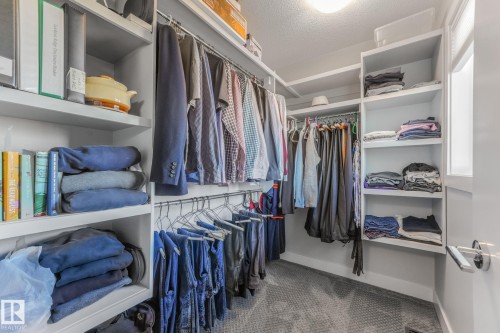 173 Hays Ridge Boulevard, Edmonton, AB - Indoor With Storage