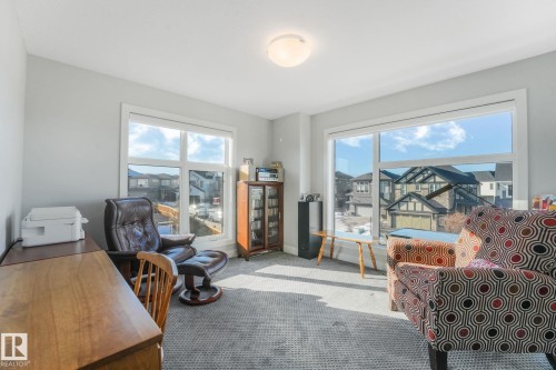 173 Hays Ridge Boulevard, Edmonton, AB - Indoor