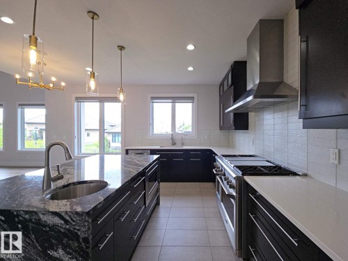 3310 Watson Bay, Edmonton, AB - Indoor Photo Showing Kitchen With Upgraded Kitchen