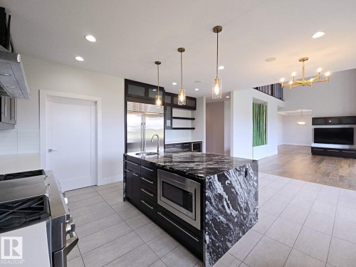 3310 Watson Bay, Edmonton, AB - Indoor Photo Showing Kitchen With Upgraded Kitchen
