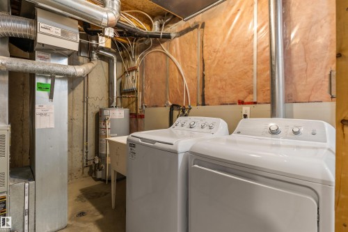 16423 56 Street, Edmonton, AB - Indoor Photo Showing Laundry Room
