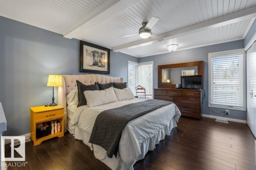 32 Grenfell Avenue, St. Albert, AB - Indoor Photo Showing Bedroom