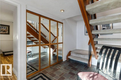 32 Grenfell Avenue, St. Albert, AB - Indoor Photo Showing Other Room